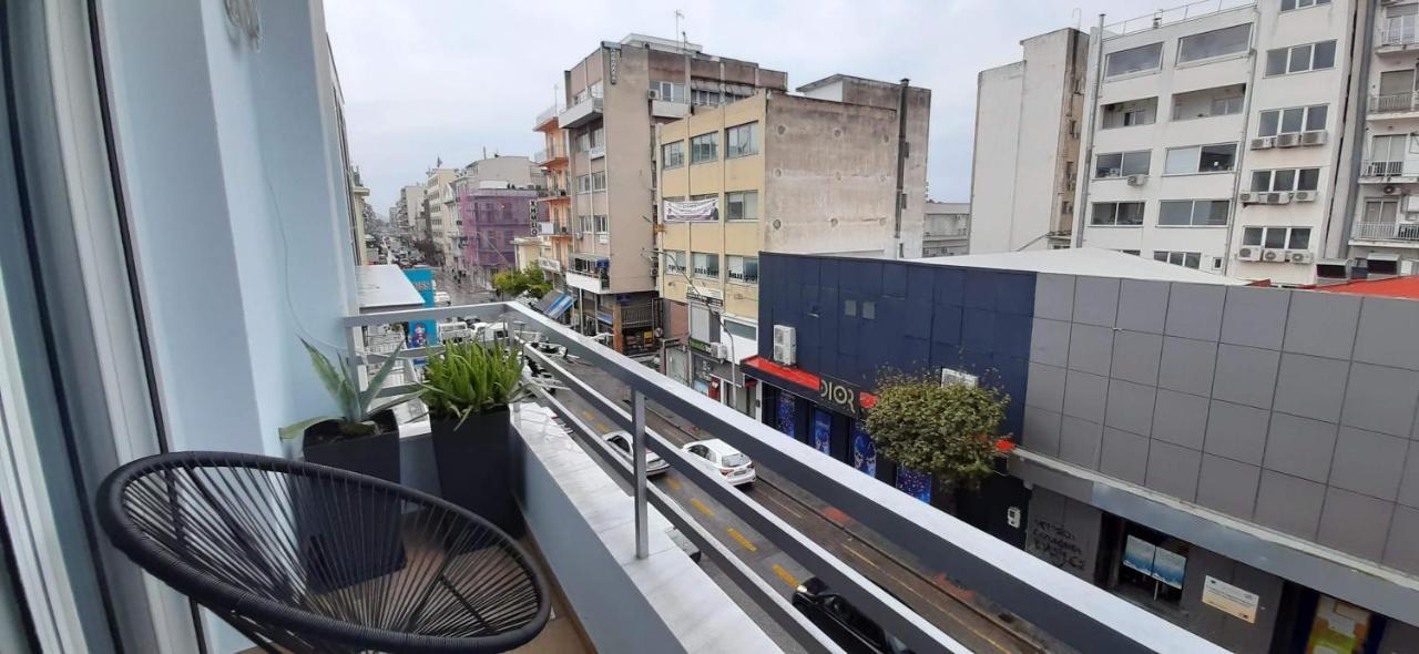 Homing Volos Inspired Modern Living Kültér fotó
